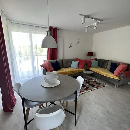 Sunset Apartament * 科沃布热格